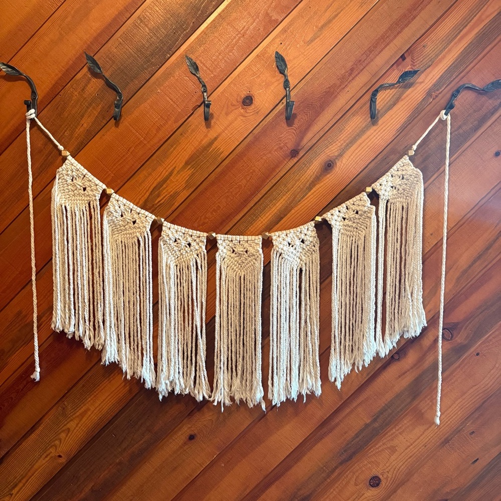 Cream and cold cotton Macramé Wall Hanging